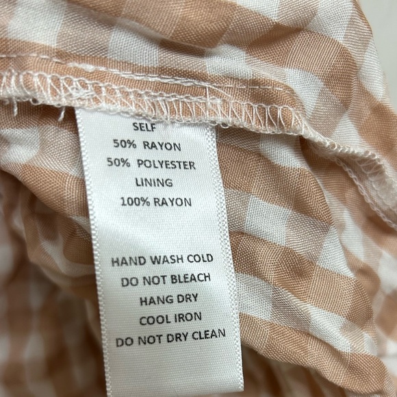 Carly Jean Los Angeles Checkered Maxi Dress in Tan and White - Picture 4 of 4